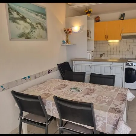 Holiday home A 50m De La Plage, Emplacement Ideal, Spacieuse Maison 3 6 Couchages Secteur Grand Le Barcares