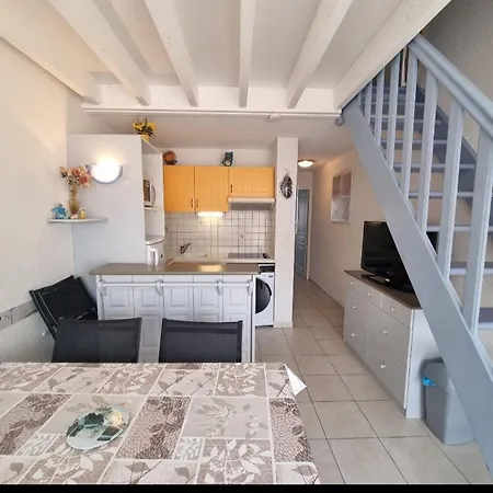 A 50m De La Plage, Emplacement Ideal, Spacieuse Maison 3 6 Couchages Secteur Grand
