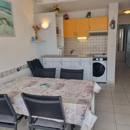 A 50m De La Plage, Emplacement Ideal, Spacieuse Maison 3 6 Couchages Secteur Grand *